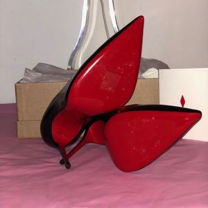 Christian Louboutin 100 Décolleté Patent